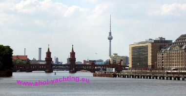 Ctiy Panorama Berlin mit Oberbaumbrücke